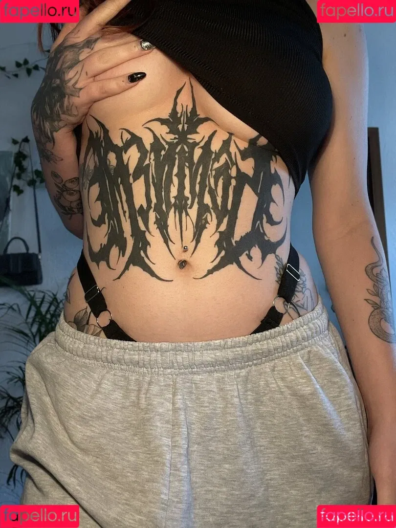 Kira-Julie Onlyfans Photo Gallery 