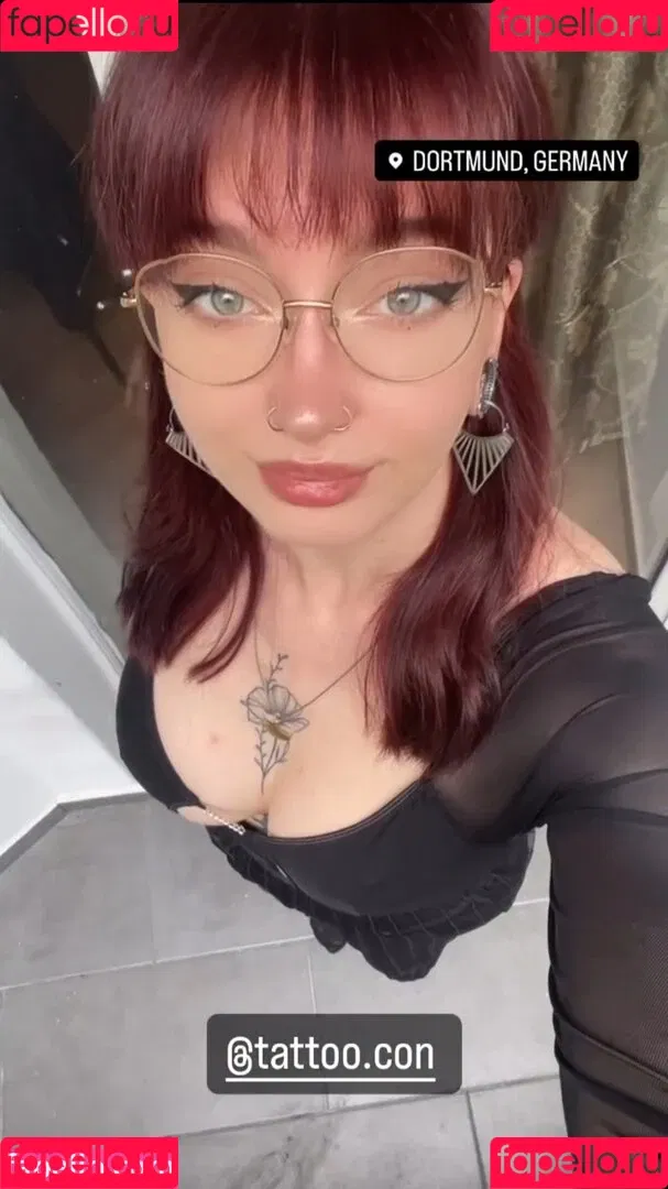Kira-Julie Onlyfans Photo Gallery 