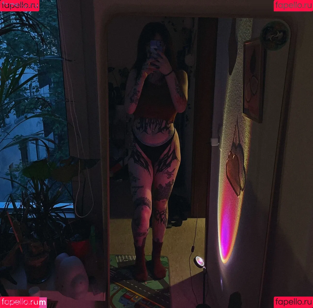 Kira-Julie Onlyfans Photo Gallery 