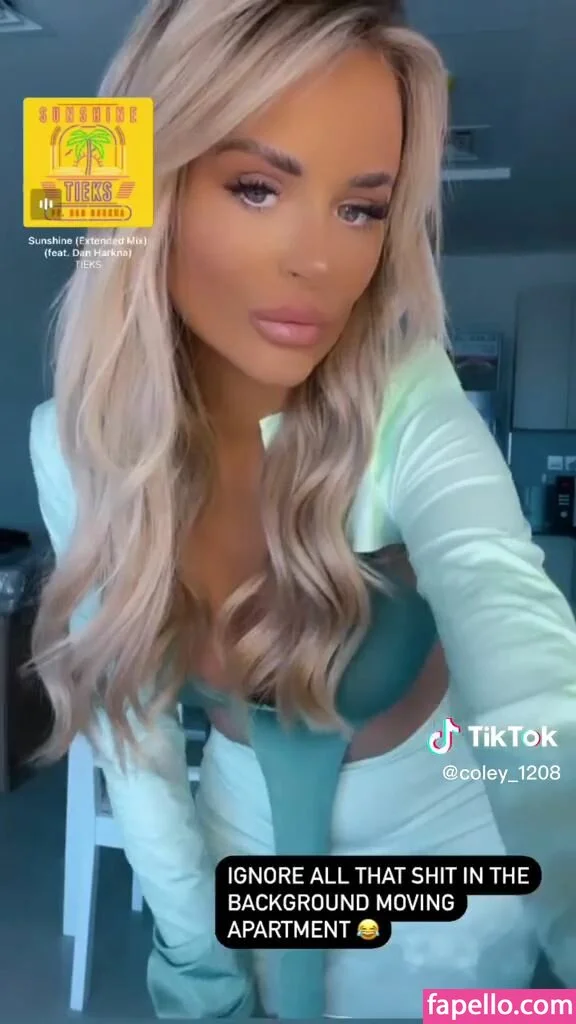 Nicole Farrell Onlyfans Photo Gallery 