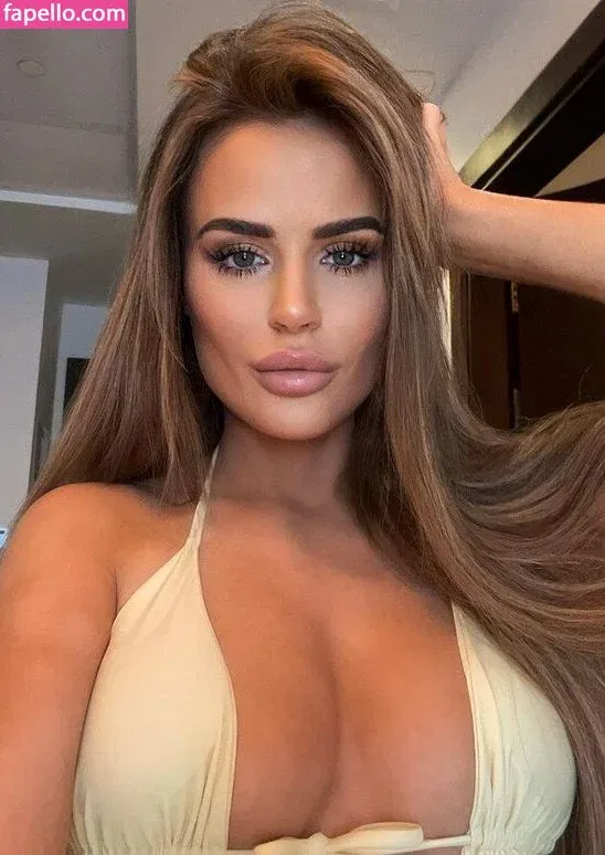 Nicole Farrell Onlyfans Photo Gallery 