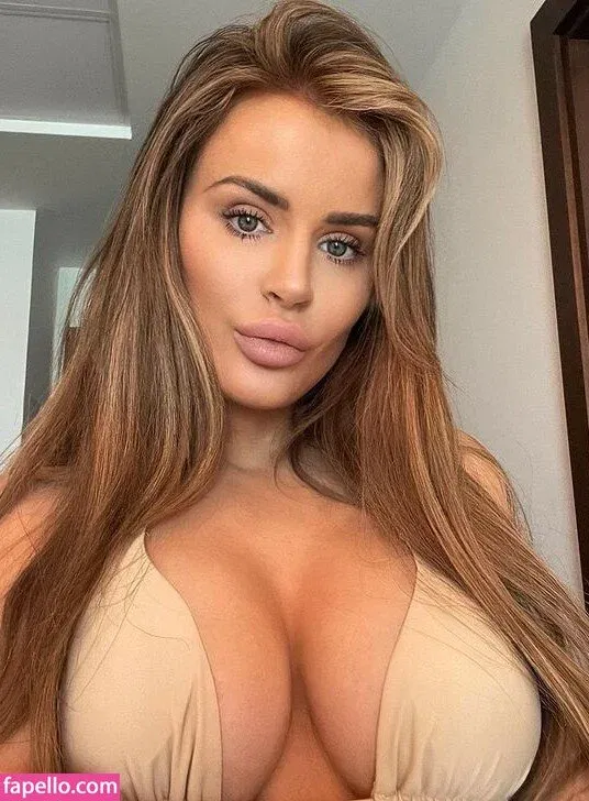Nicole Farrell Onlyfans Photo Gallery 