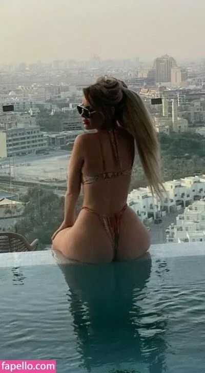 Nicole Farrell Onlyfans Photo Gallery 