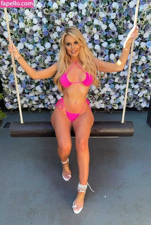 Nicole Farrell Onlyfans Photo Gallery 