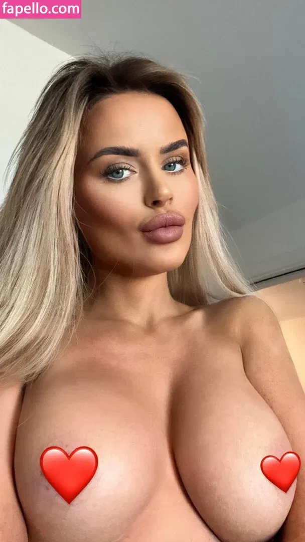 Nicole Farrell Onlyfans Photo Gallery 