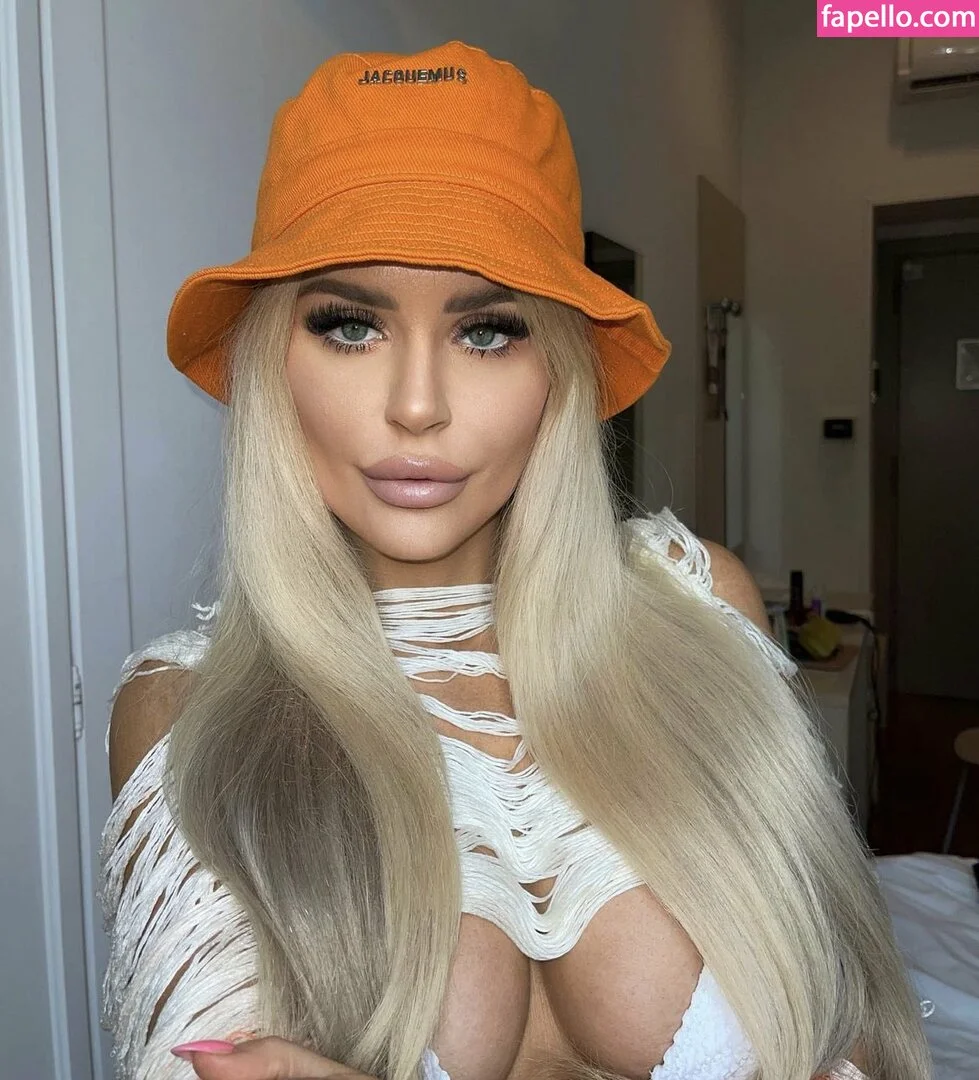 Nicole Farrell Onlyfans Photo Gallery 