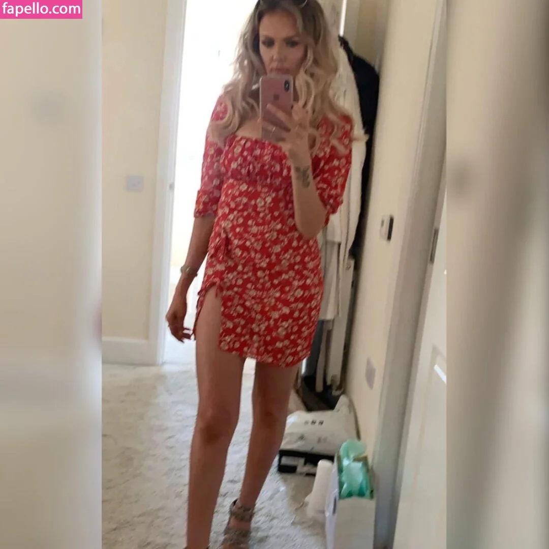 Nicole Farrell Onlyfans Photo Gallery 