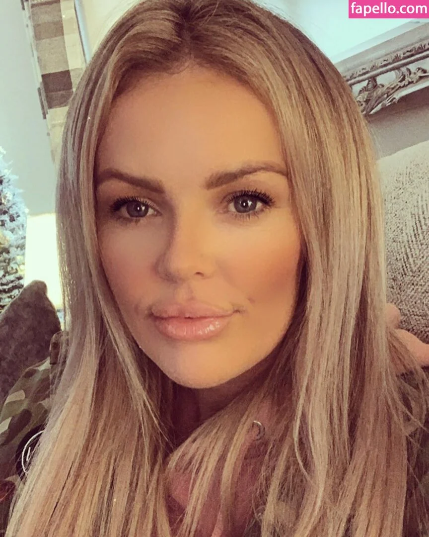 Nicole Farrell Onlyfans Photo Gallery 