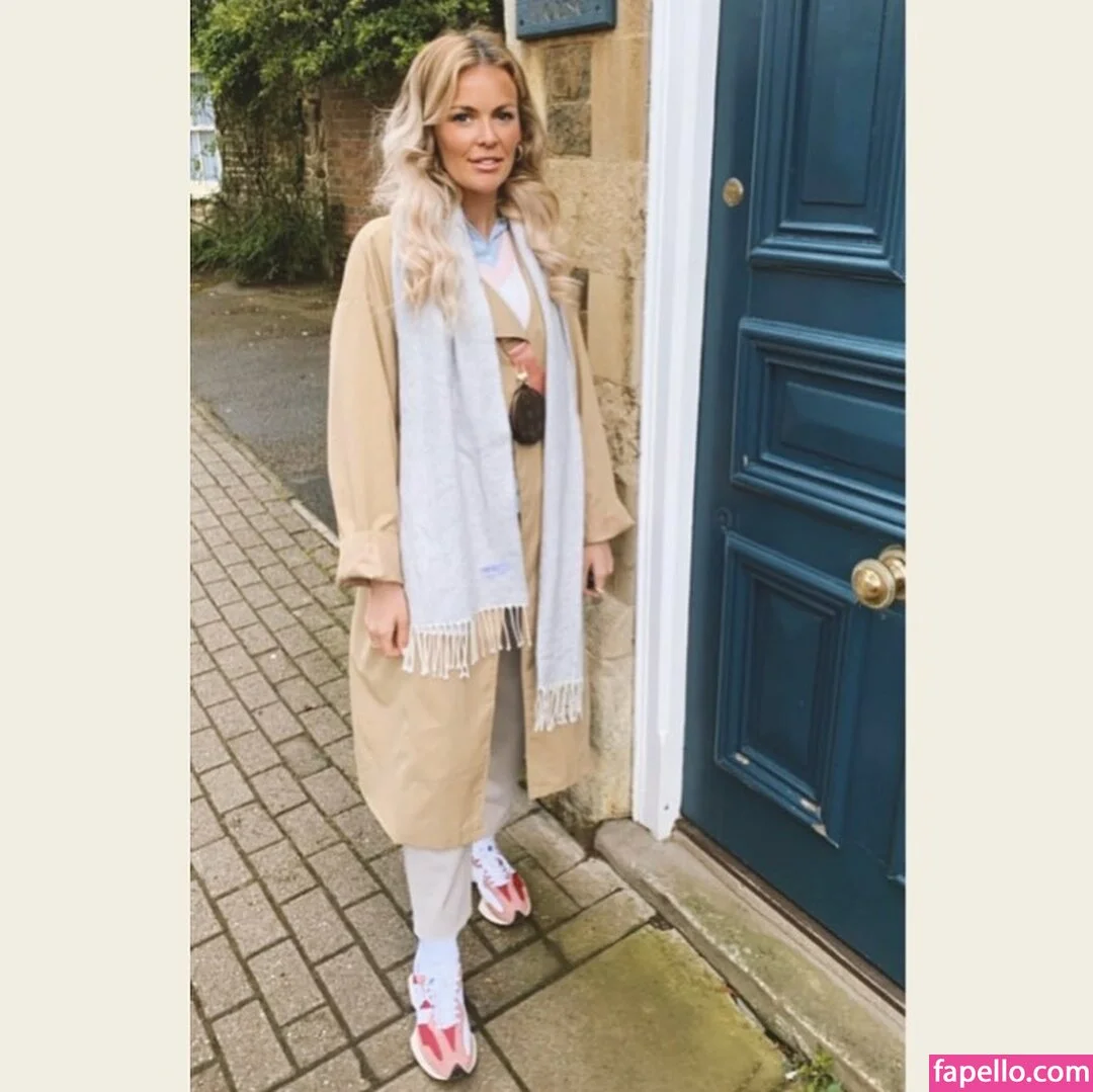 Nicole Farrell Onlyfans Photo Gallery 