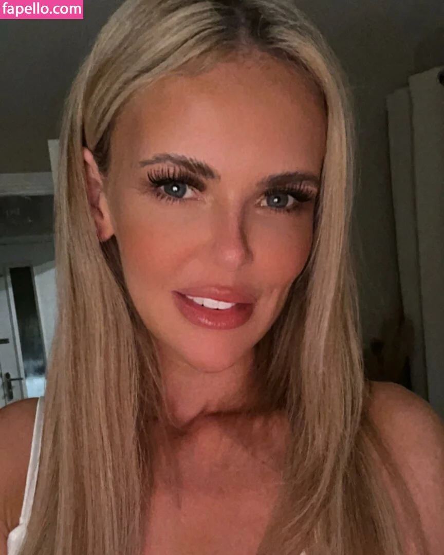 Nicole Farrell Onlyfans Photo Gallery 