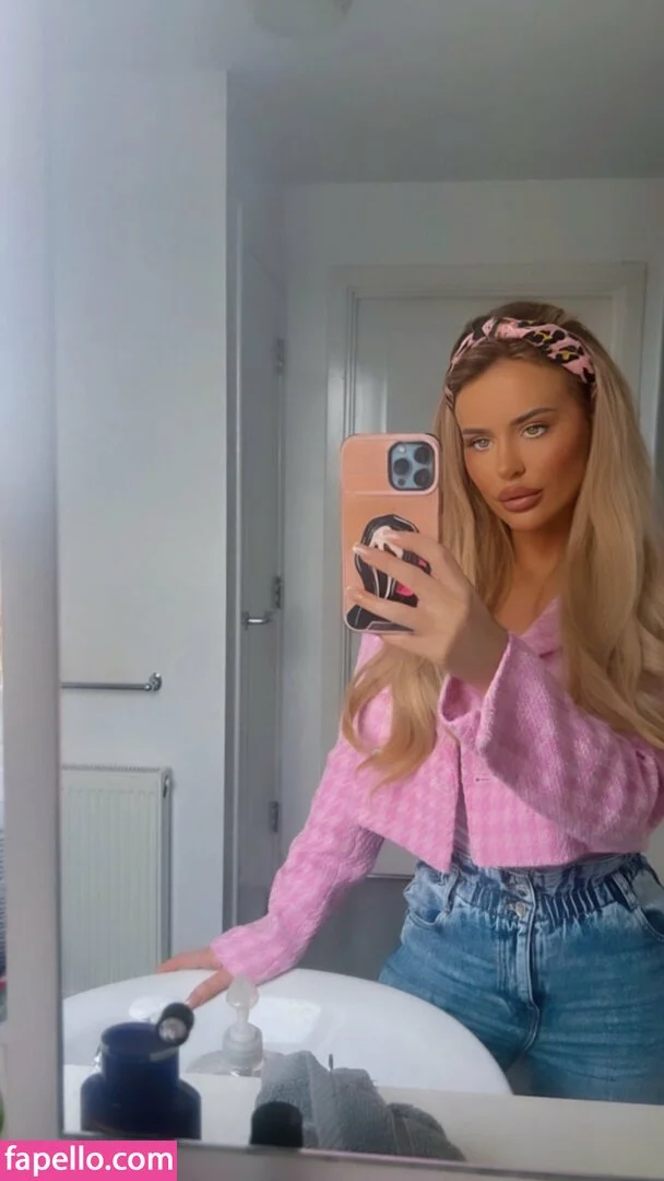 Nicole Farrell Onlyfans Photo Gallery 