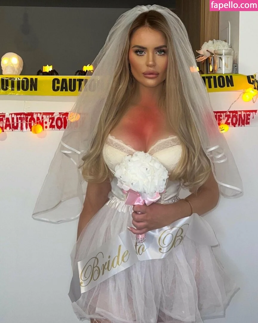 Nicole Farrell Onlyfans Photo Gallery 