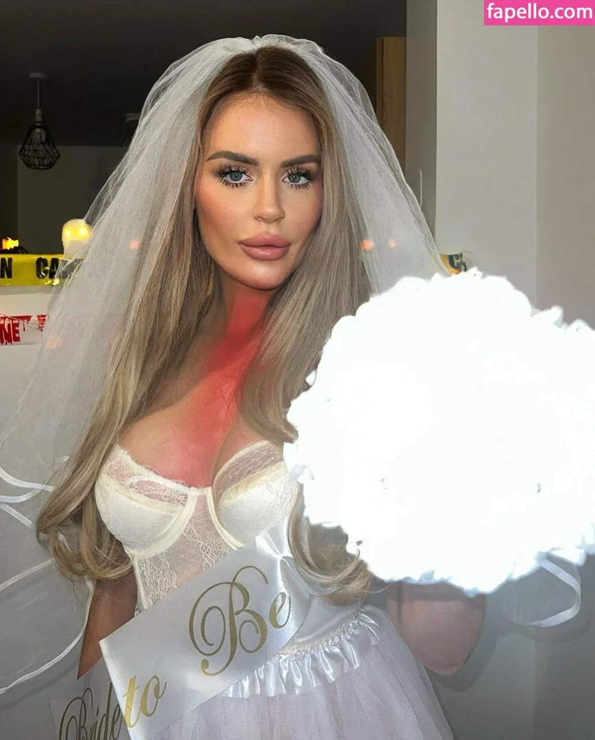 Nicole Farrell Onlyfans Photo Gallery 