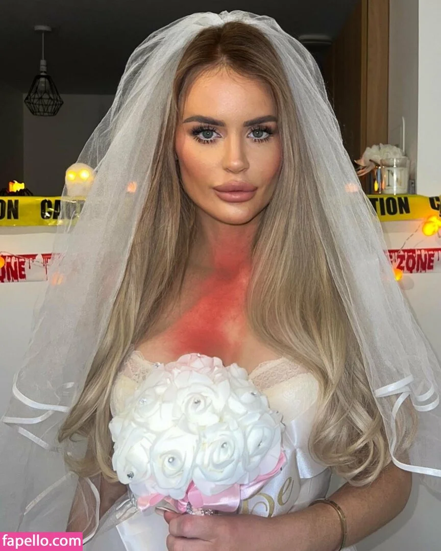 Nicole Farrell Onlyfans Photo Gallery 