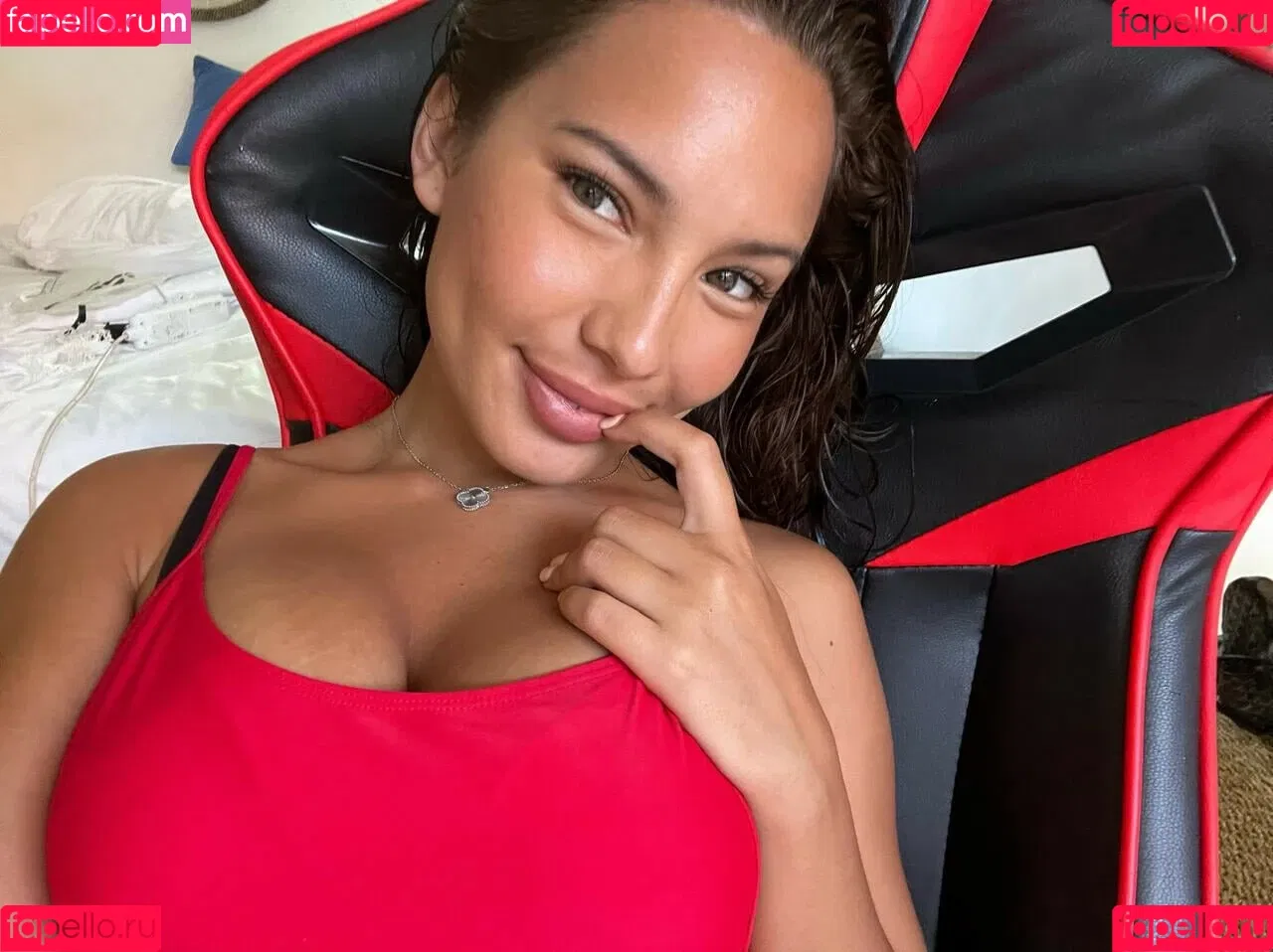 naomiwasian Onlyfans Photo Gallery 