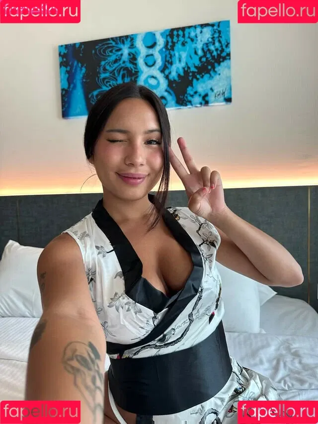 naomiwasian Onlyfans Photo Gallery 