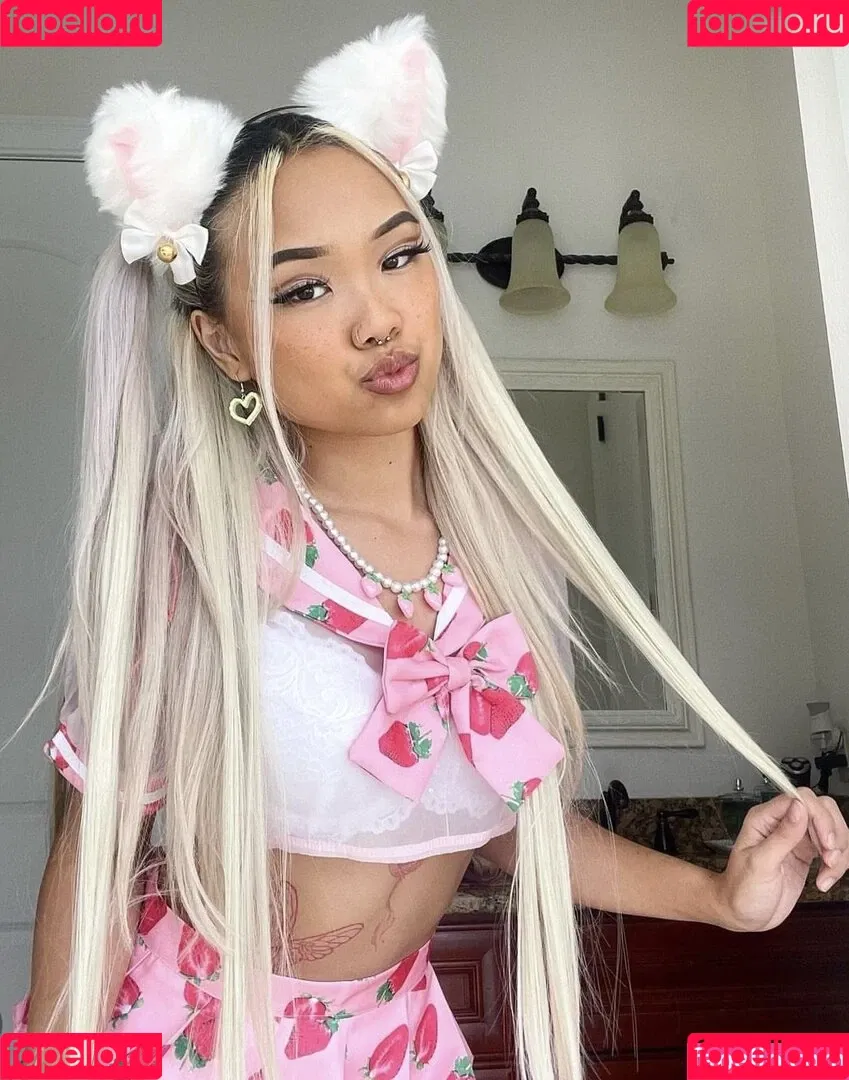 Vy Vo Onlyfans Photo Gallery 