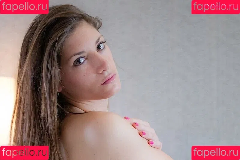 Cyndie Allemann Onlyfans Photo Gallery 