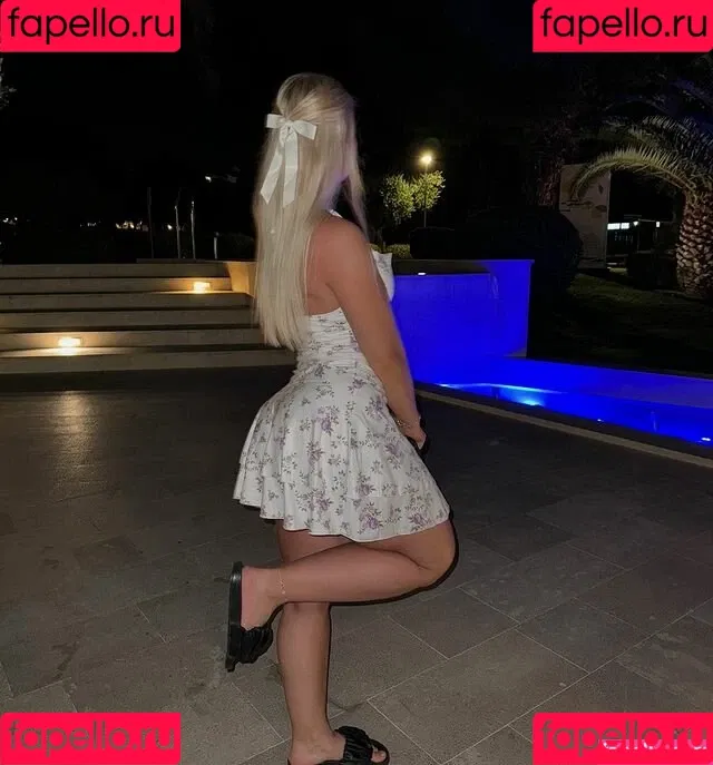 MommyMewtwo Onlyfans Photo Gallery 