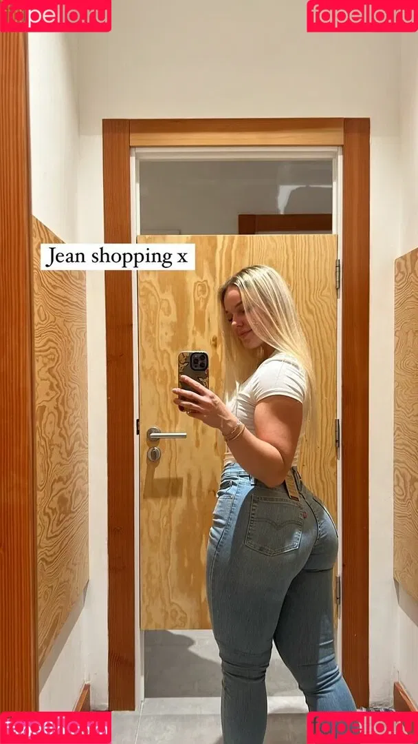MommyMewtwo Onlyfans Photo Gallery 