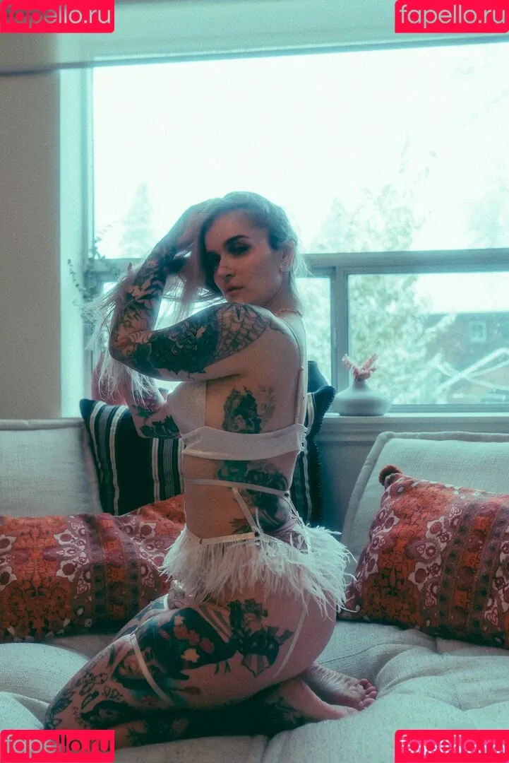 Katie Hollow Onlyfans Photo Gallery 