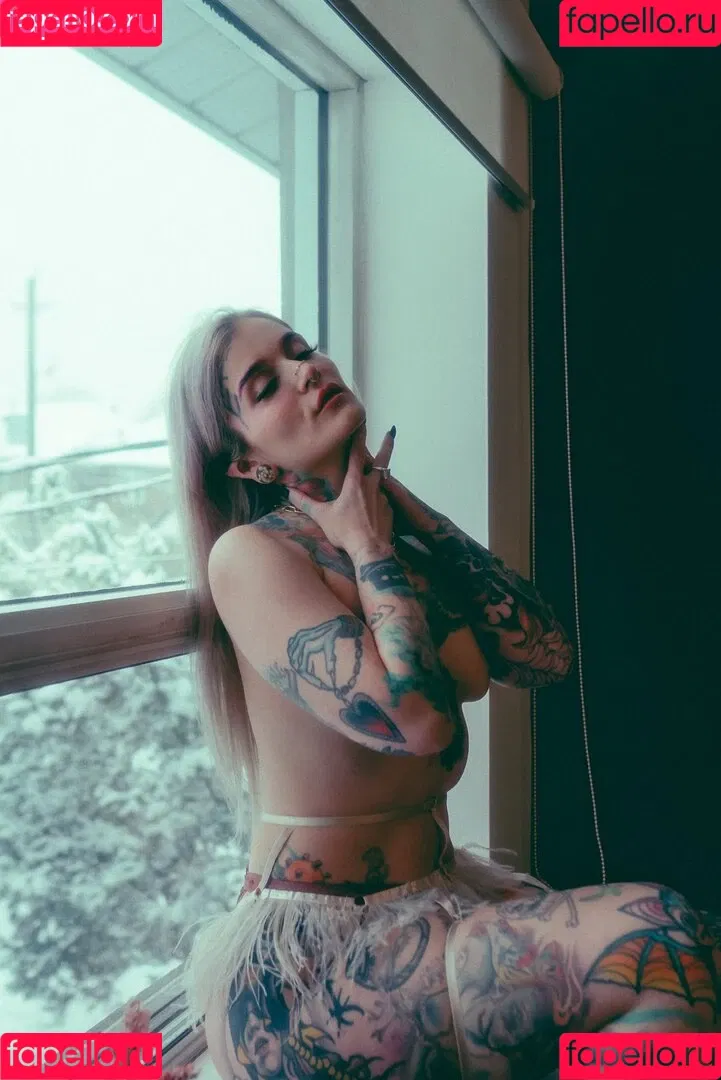 Katie Hollow Onlyfans Photo Gallery 