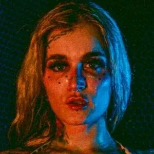 Katie Hollow Onlyfans Photo Gallery 