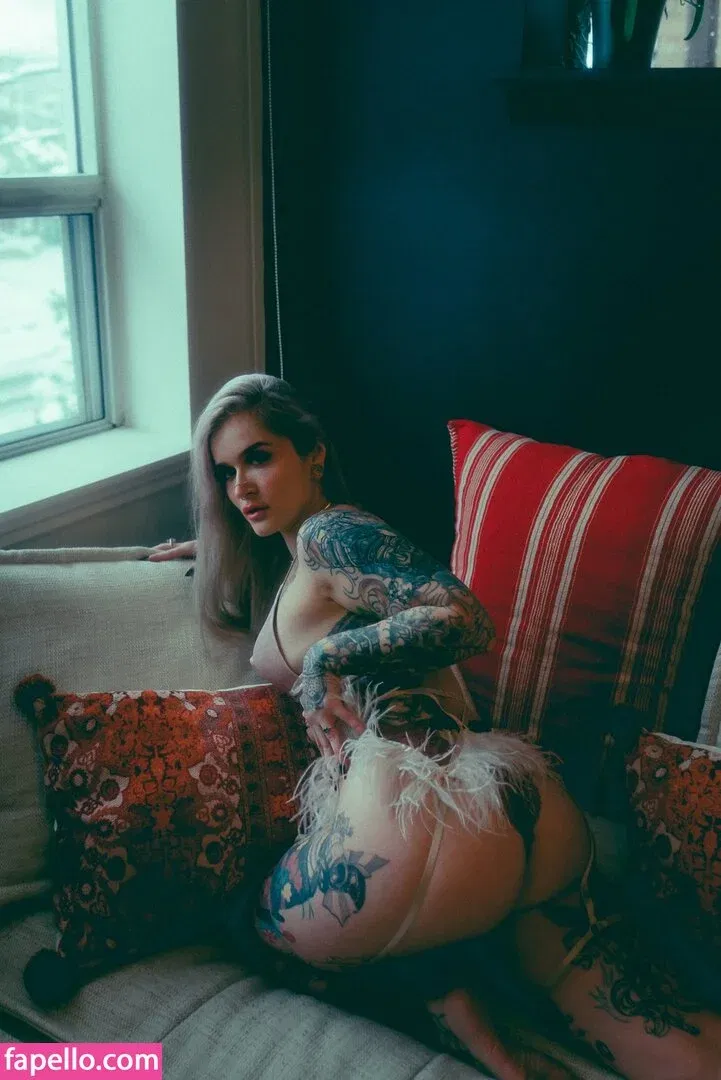 Katie Hollow Onlyfans Photo Gallery 