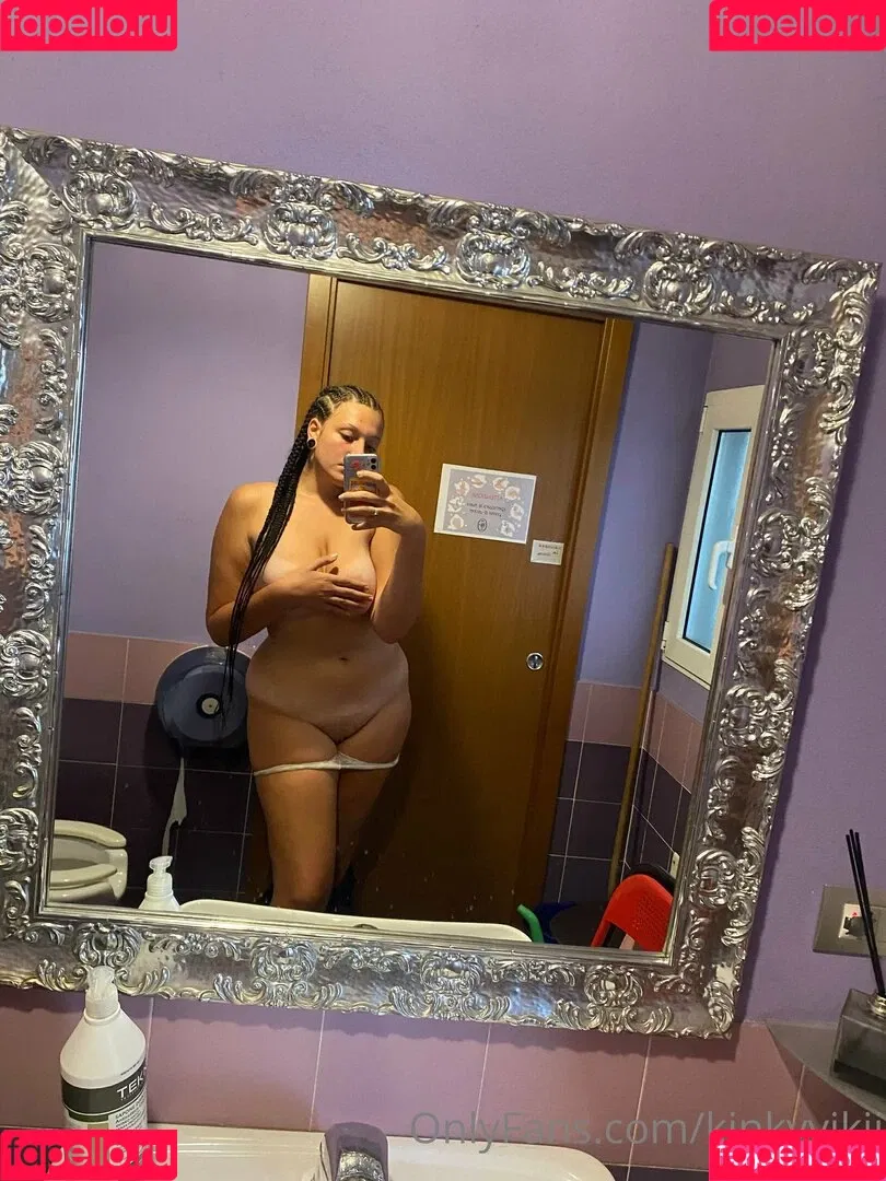 kinkyvikii Onlyfans Photo Gallery 