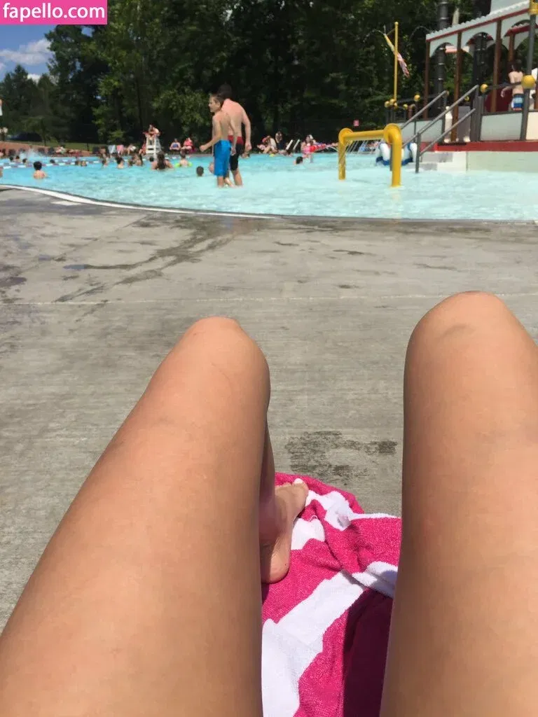 staywildraw Onlyfans Photo Gallery 