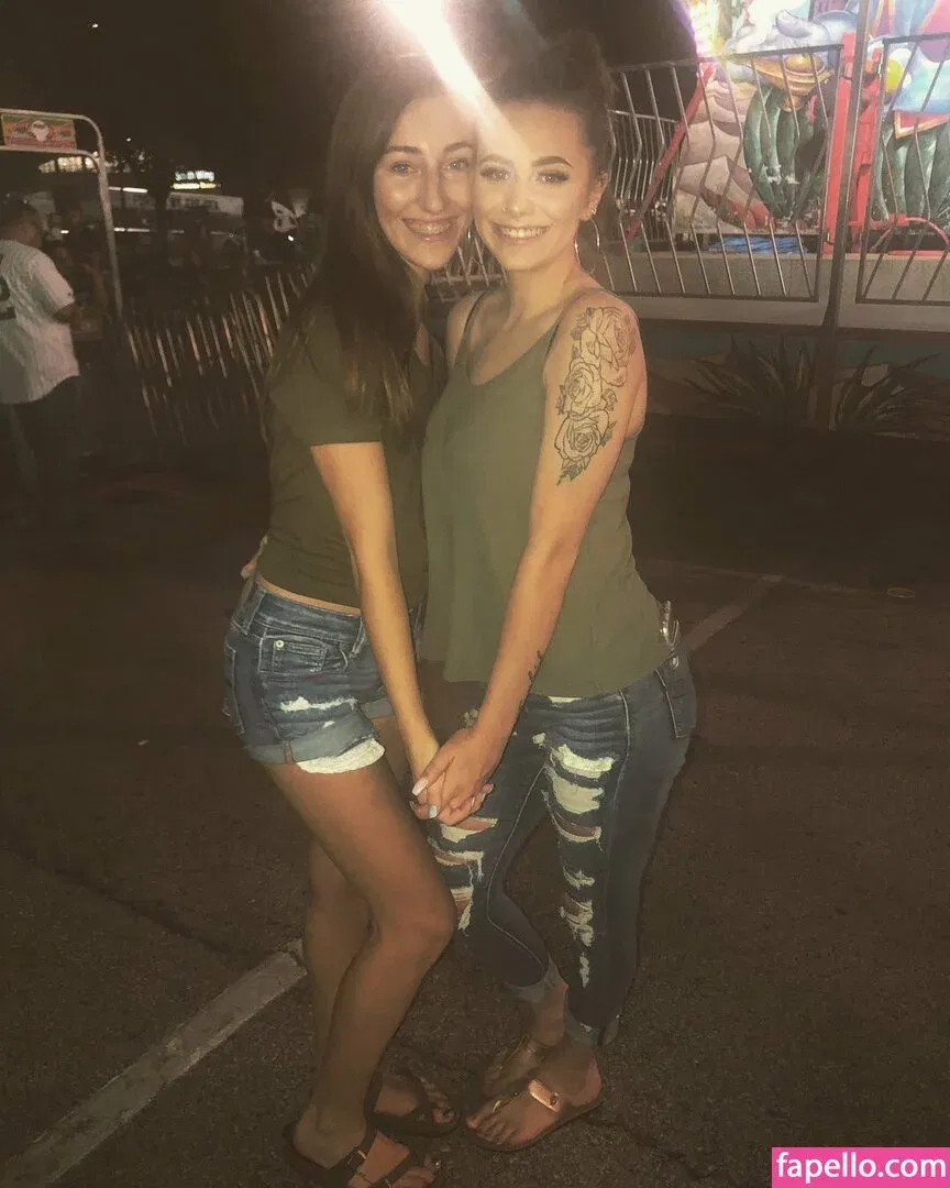 staywildraw Onlyfans Photo Gallery 