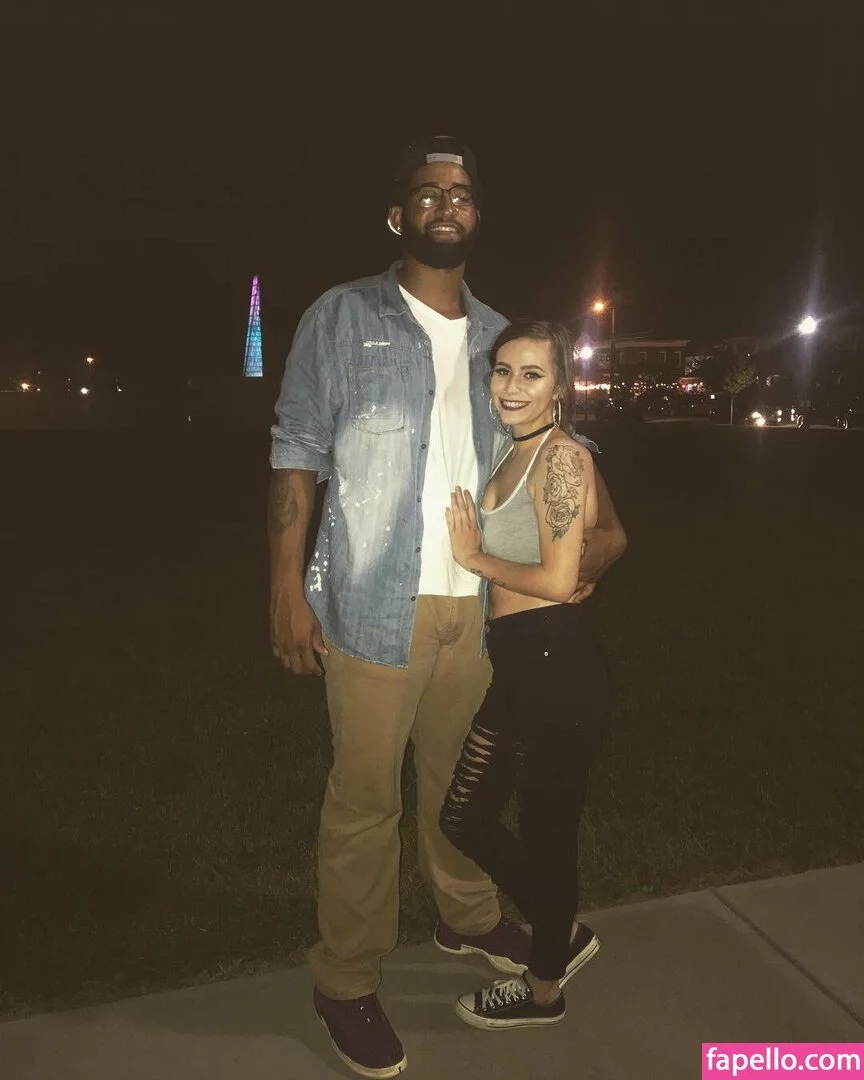 staywildraw Onlyfans Photo Gallery 