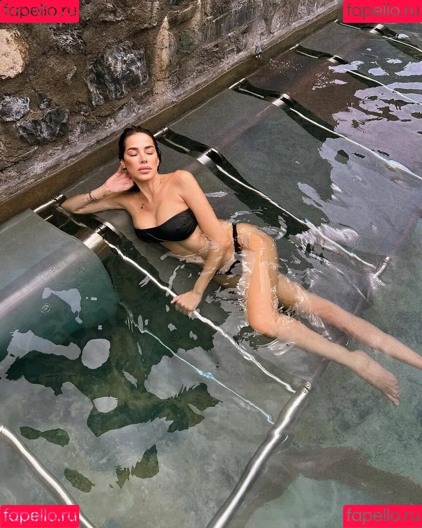 Aída Yéspica Onlyfans Photo Gallery 