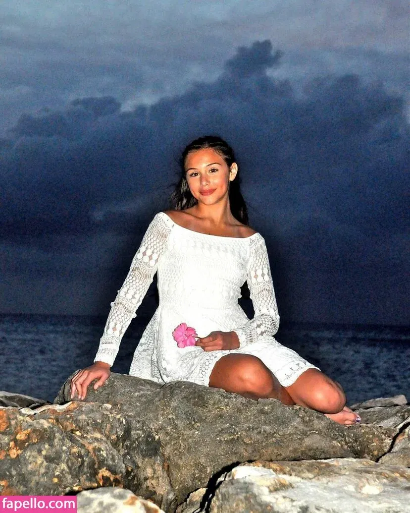 Vienna Maryce Onlyfans Photo Gallery 