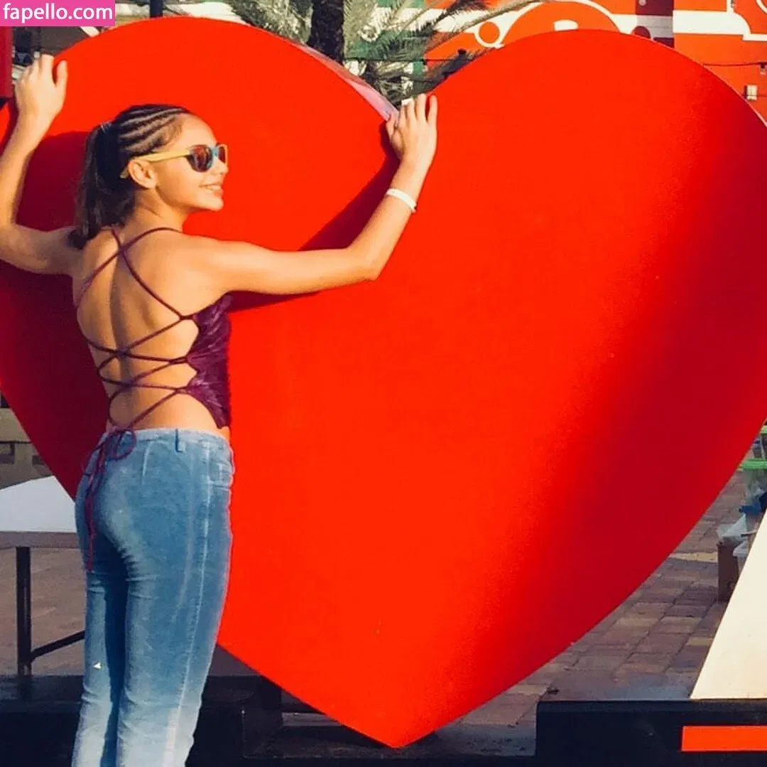 Vienna Maryce Onlyfans Photo Gallery 