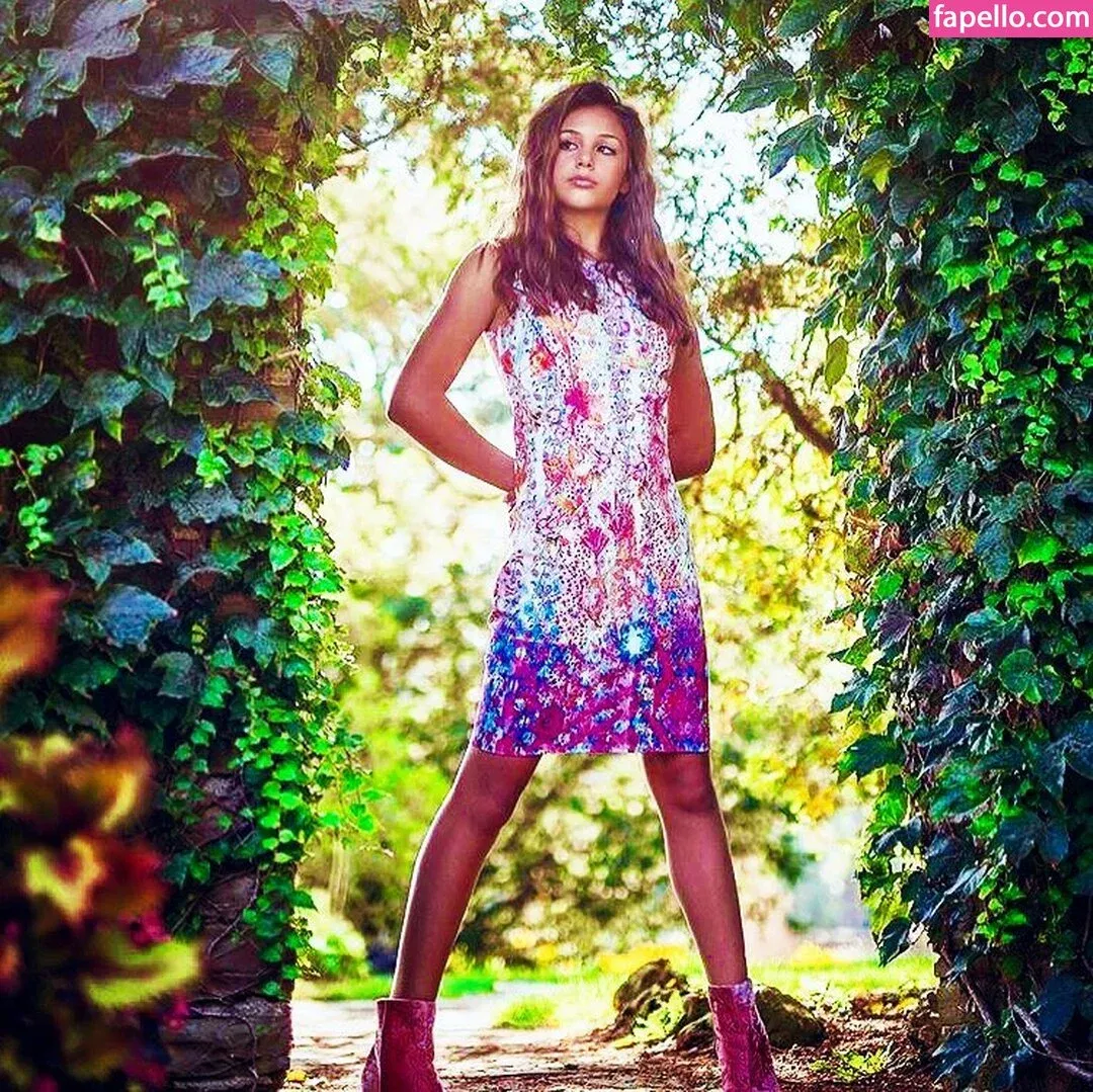 Vienna Maryce Onlyfans Photo Gallery 