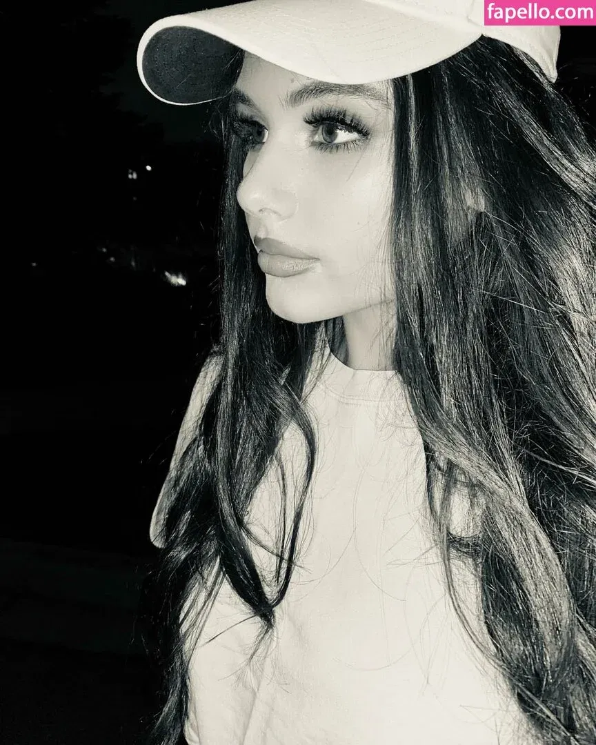 Vienna Maryce Onlyfans Photo Gallery 