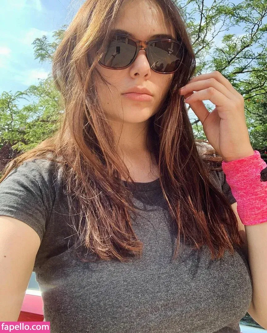 Vienna Maryce Onlyfans Photo Gallery 