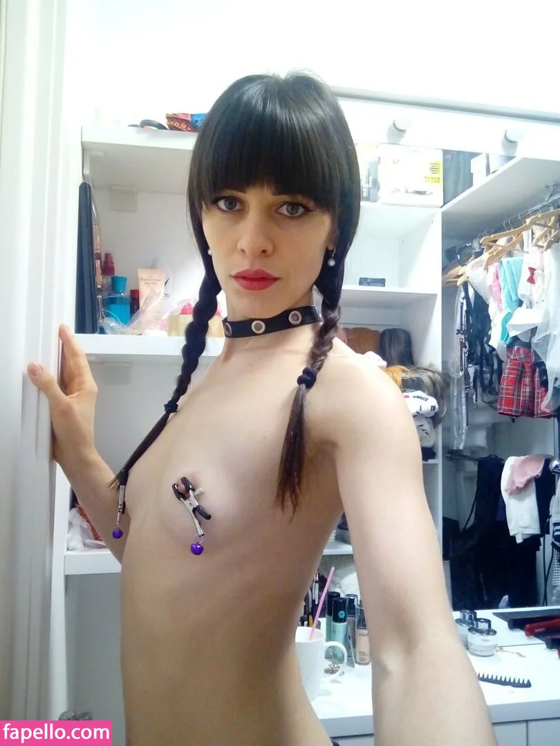 natalieflowers Onlyfans Photo Gallery 