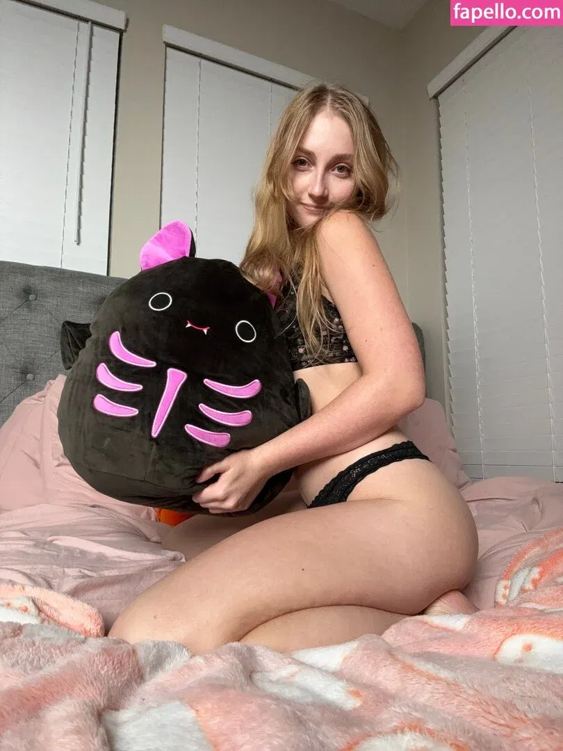 allthingsbunnyy Onlyfans Photo Gallery 