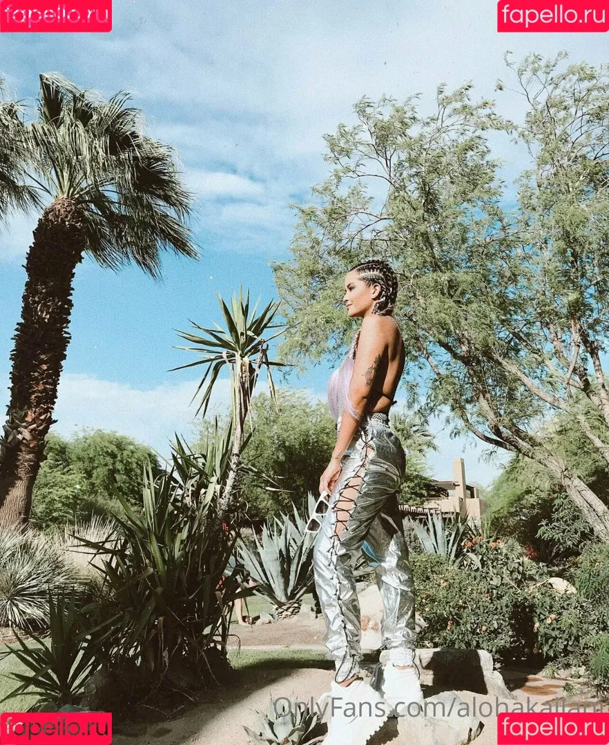 alohakailani Onlyfans Photo Gallery 