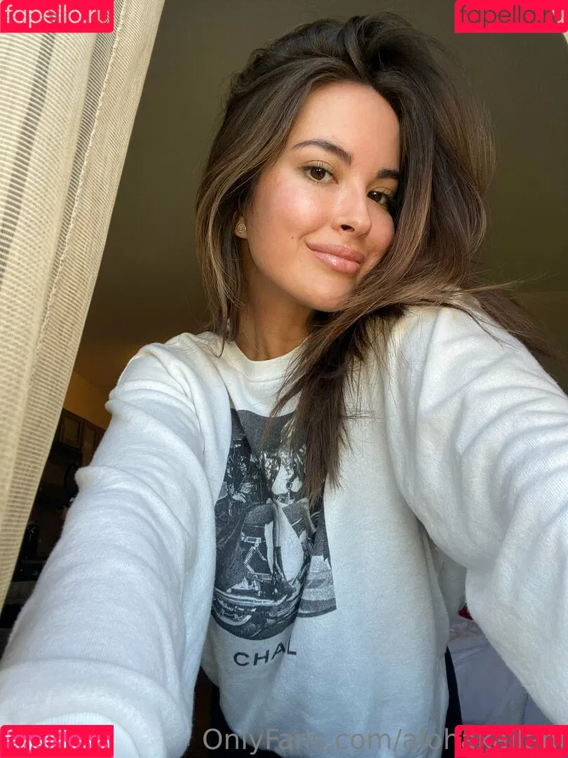 alohakailani Onlyfans Photo Gallery 