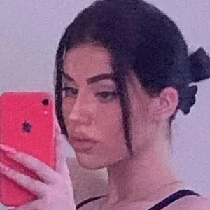 alohakailani Onlyfans Photo Gallery 