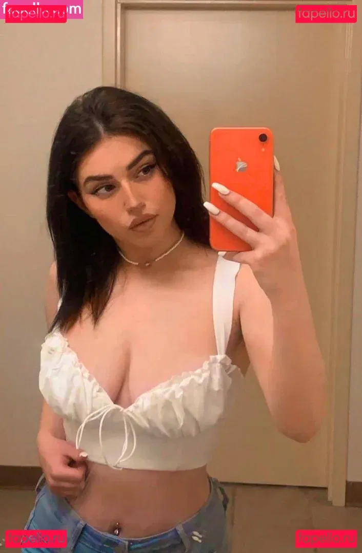 alohakailani Onlyfans Photo Gallery 