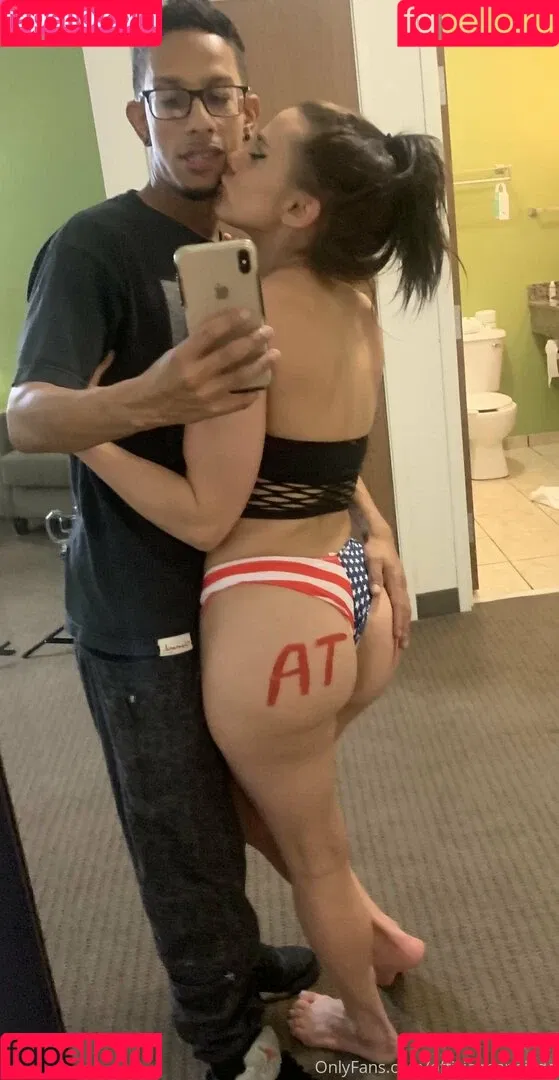 officialmariajade Onlyfans Photo Gallery 