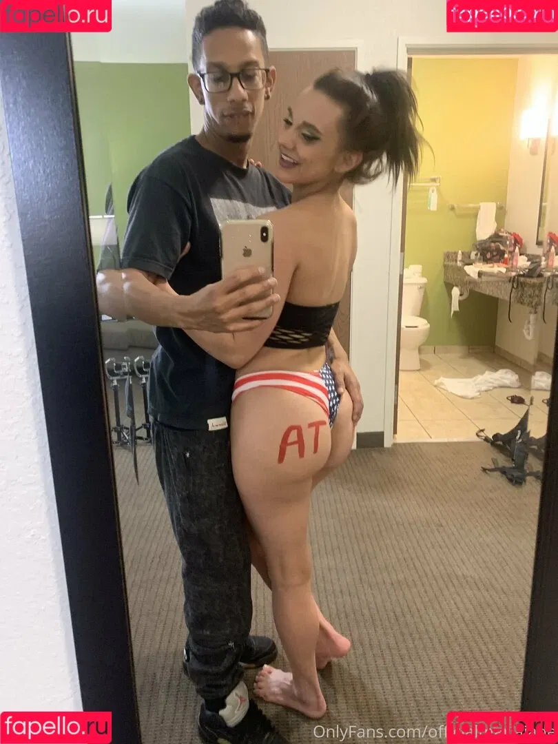 officialmariajade Onlyfans Photo Gallery 