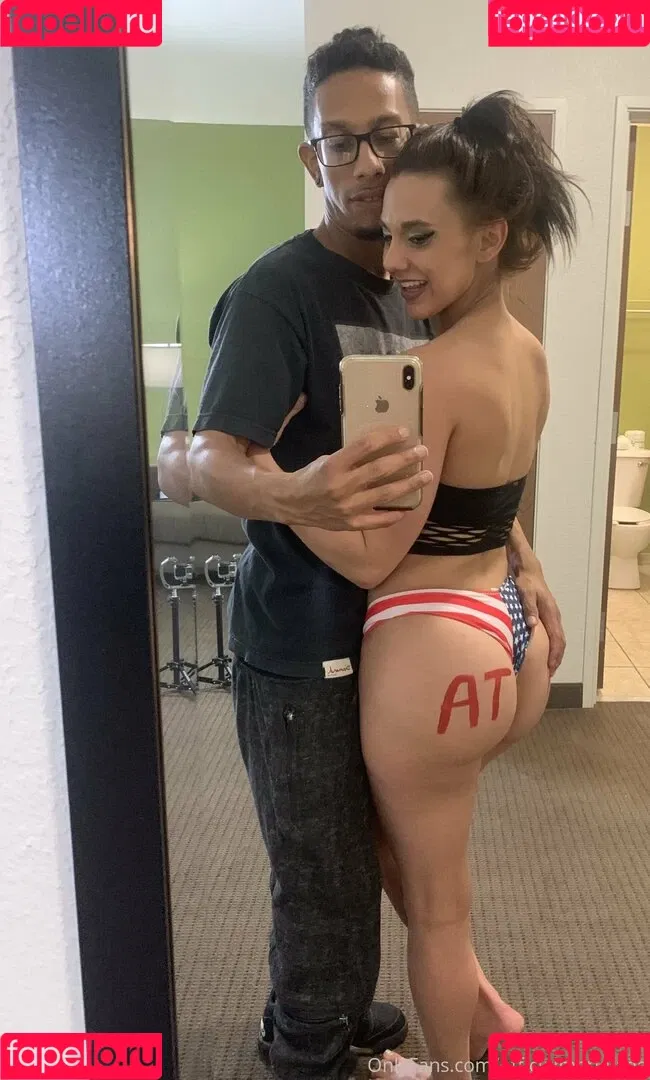 officialmariajade Onlyfans Photo Gallery 