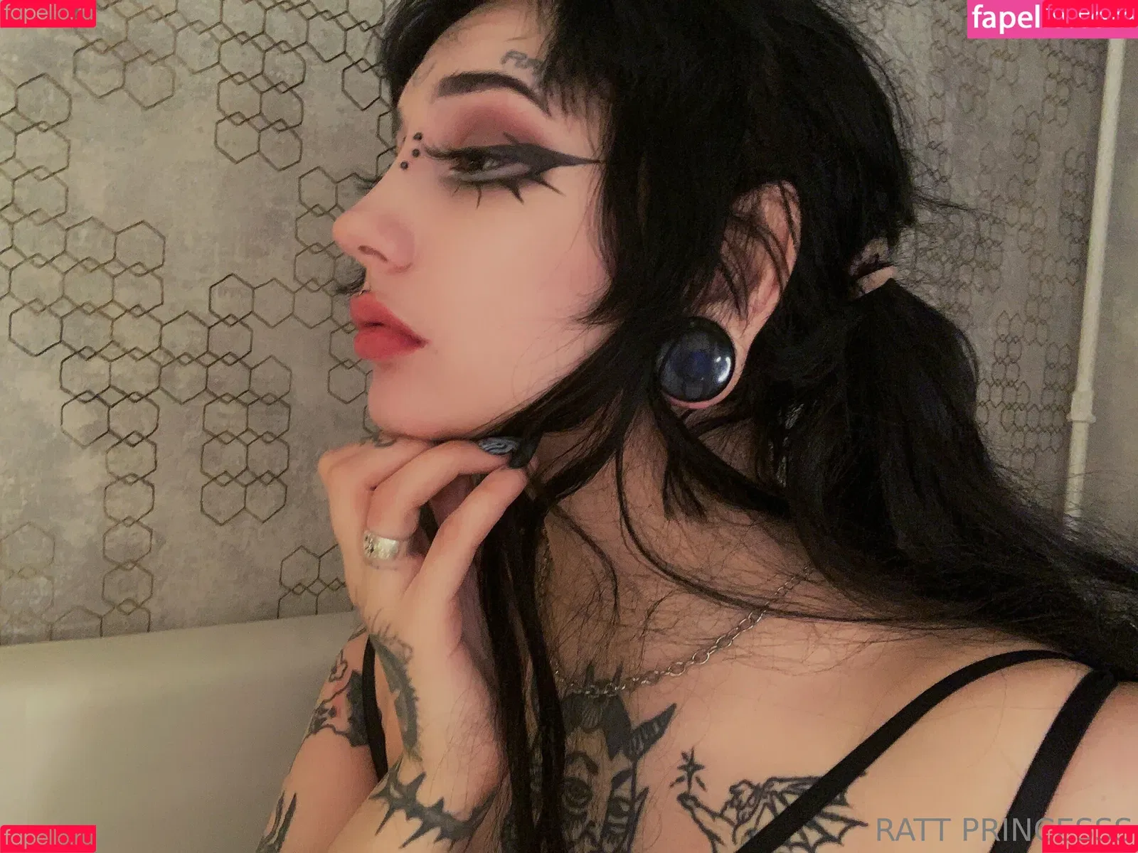 Ratt Princesss Onlyfans Photo Gallery 