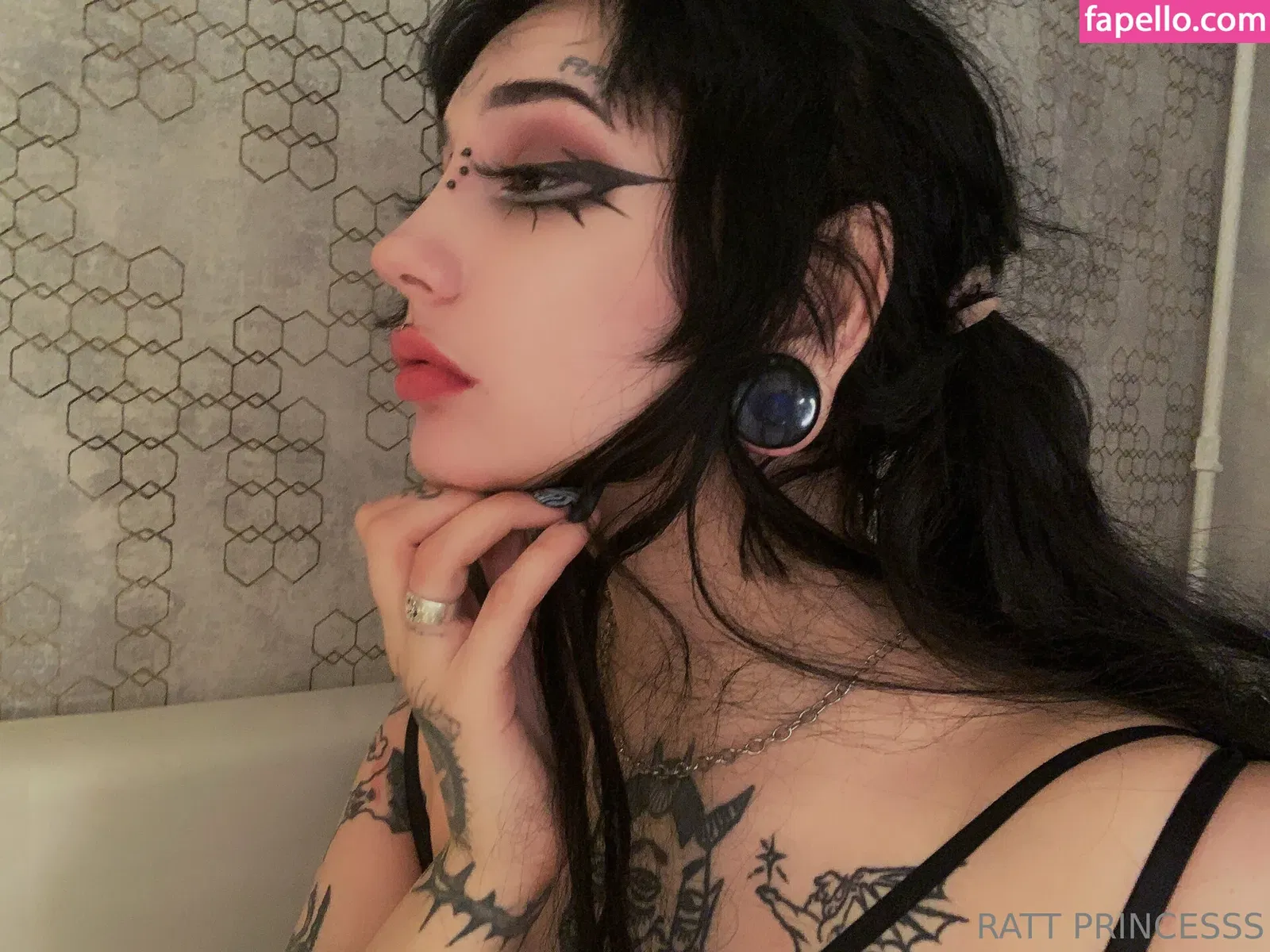Ratt Princesss Onlyfans Photo Gallery 