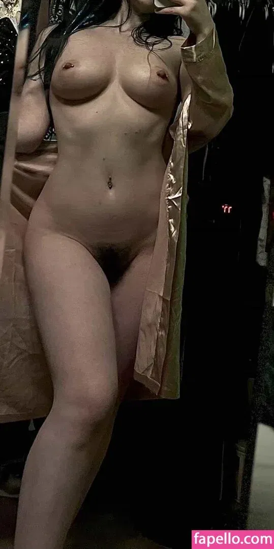 Veiled Vixen Onlyfans Photo Gallery 